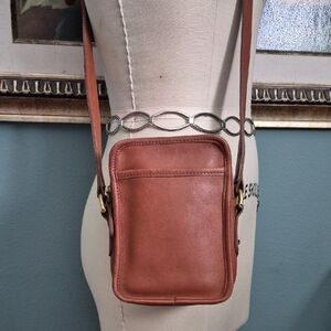 Coach Vintage Camera Crossbody Bag